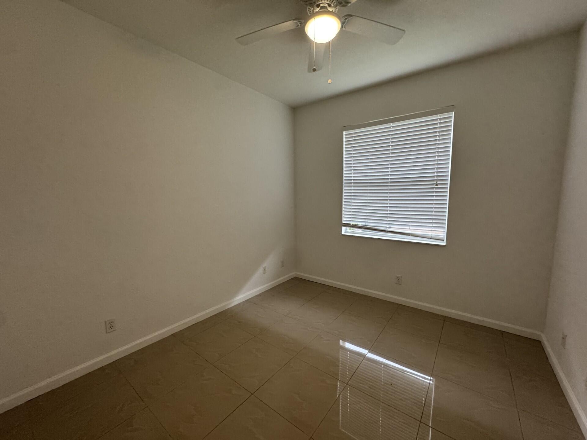 FOURTH  REPLAT OF PORTOFINO ISLES - Residential