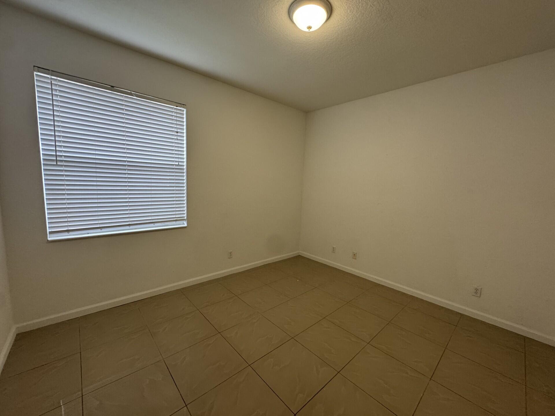 FOURTH  REPLAT OF PORTOFINO ISLES - Residential