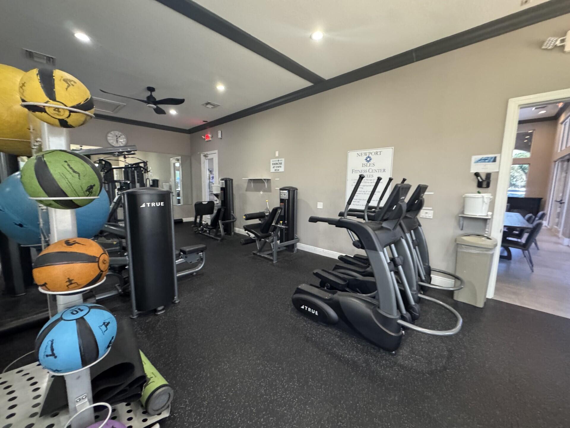 FOURTH  REPLAT OF PORTOFINO ISLES - Residential