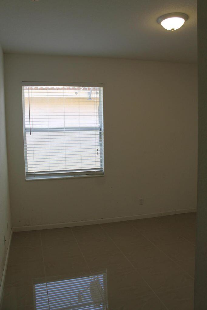 FOURTH  REPLAT OF PORTOFINO ISLES - Residential