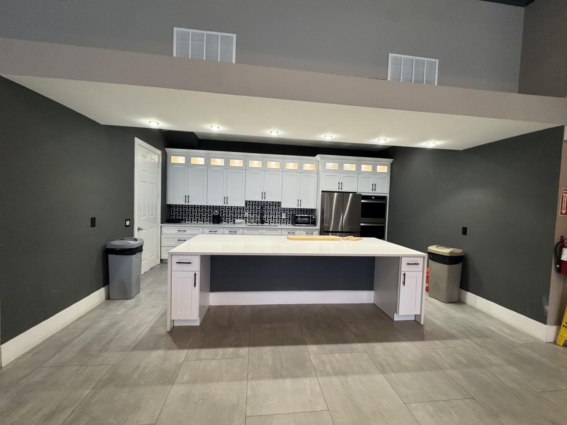 FOURTH  REPLAT OF PORTOFINO ISLES - Residential