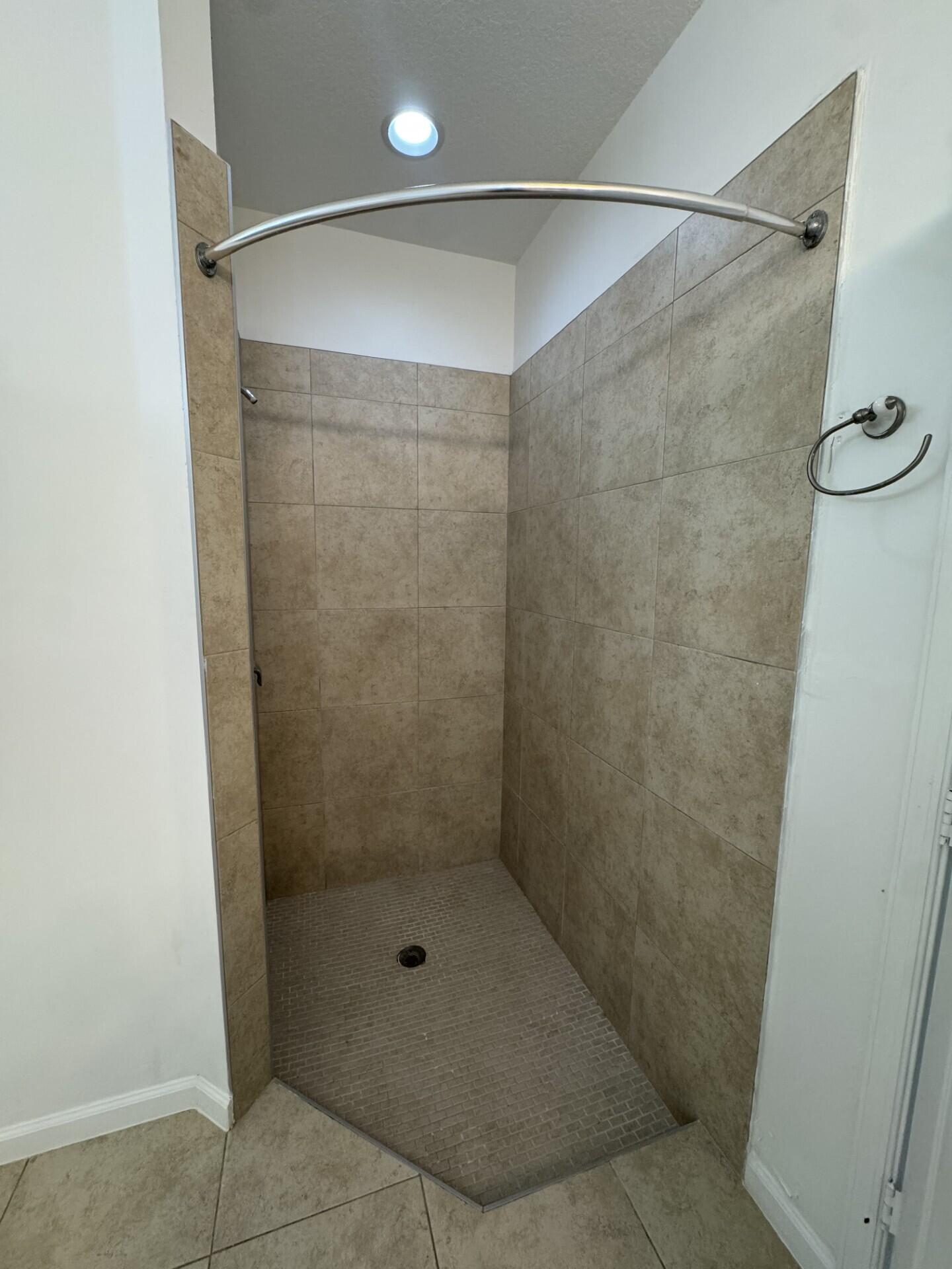 FOURTH  REPLAT OF PORTOFINO ISLES - Residential