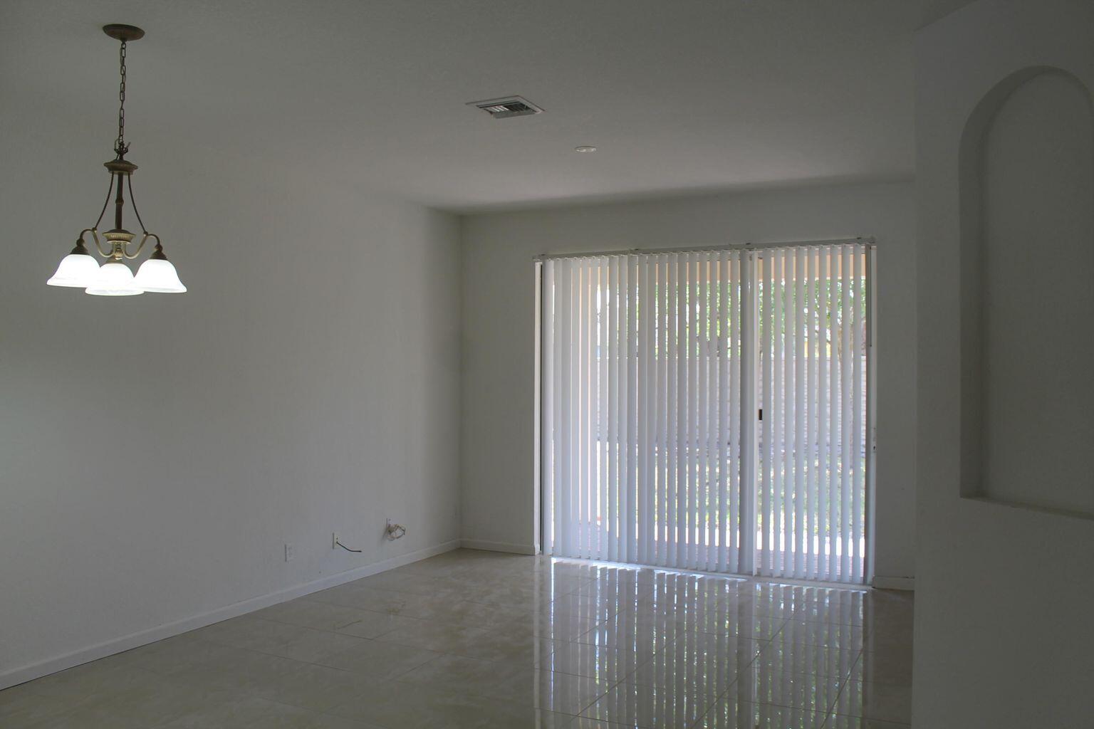 FOURTH  REPLAT OF PORTOFINO ISLES - Residential