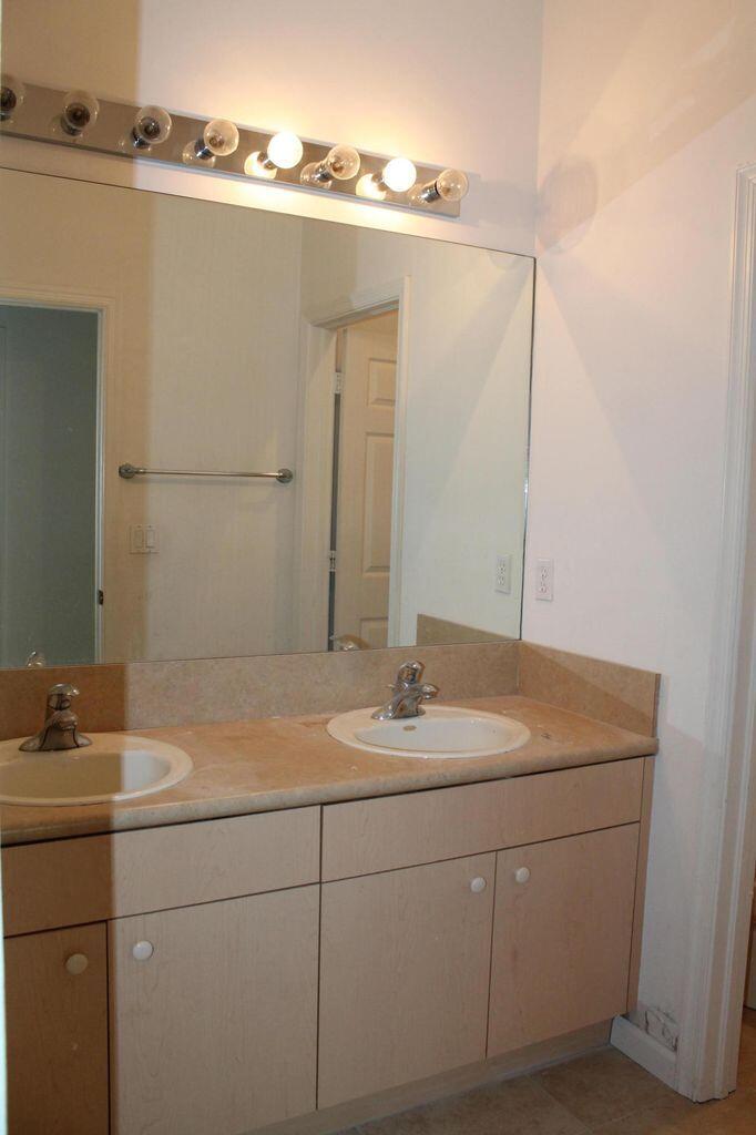 FOURTH  REPLAT OF PORTOFINO ISLES - Residential