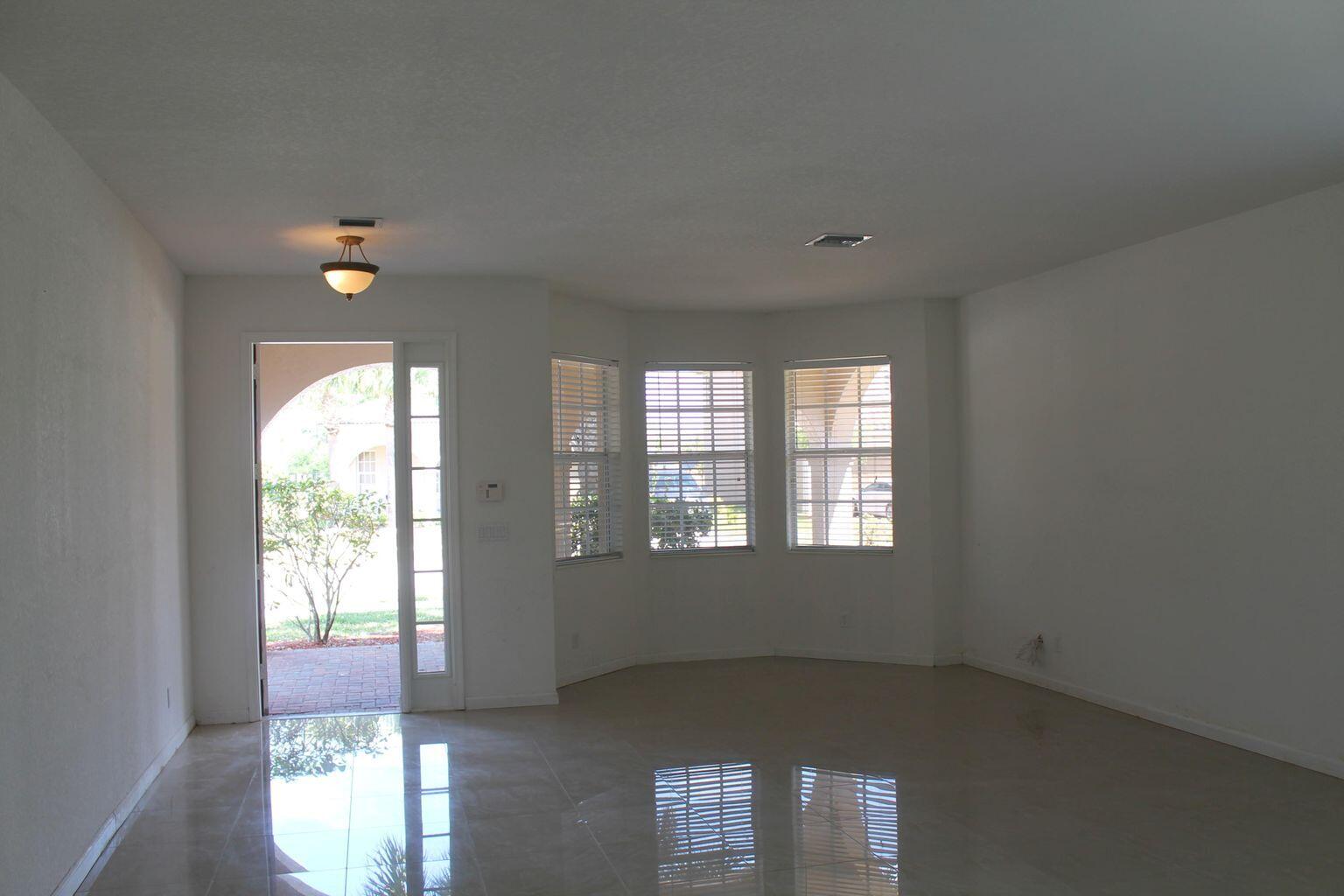 FOURTH  REPLAT OF PORTOFINO ISLES - Residential