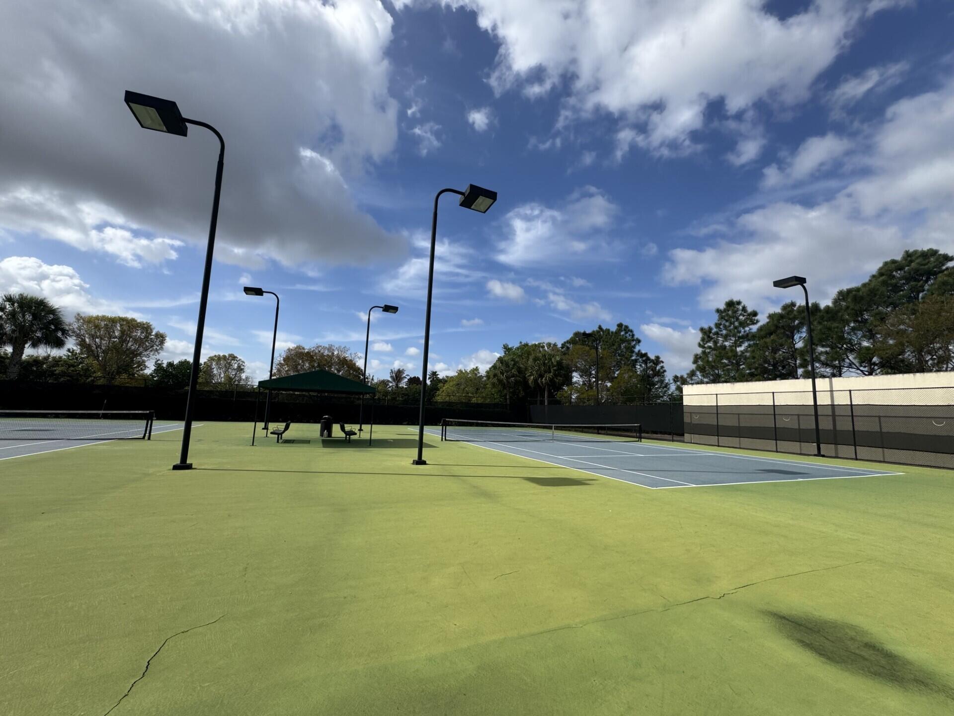 FOURTH  REPLAT OF PORTOFINO ISLES - Residential