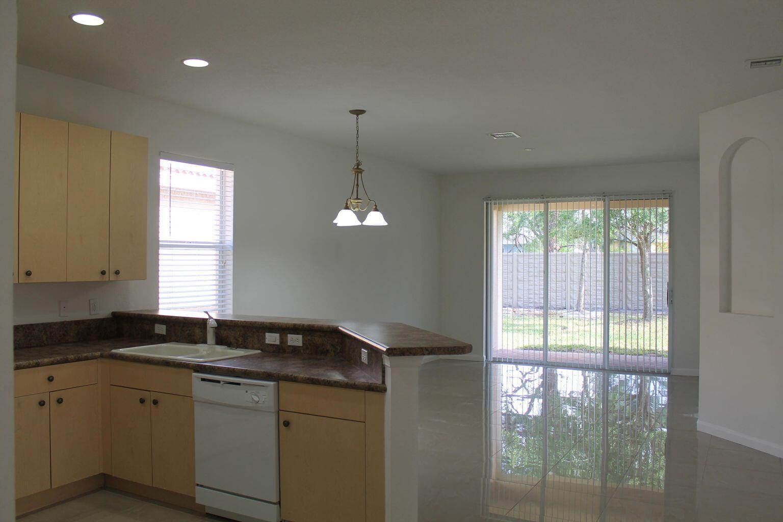 FOURTH  REPLAT OF PORTOFINO ISLES - Residential