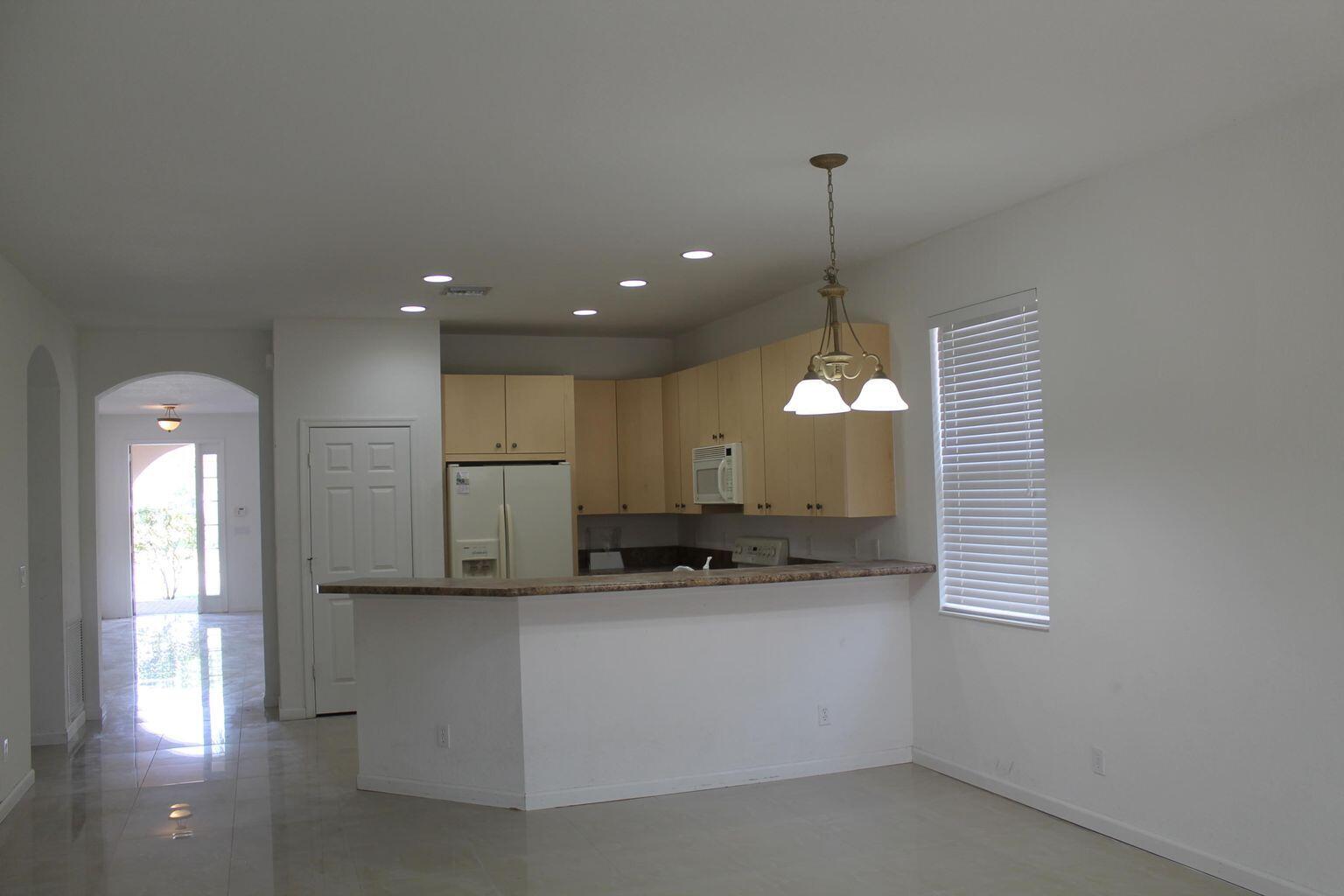 FOURTH  REPLAT OF PORTOFINO ISLES - Residential