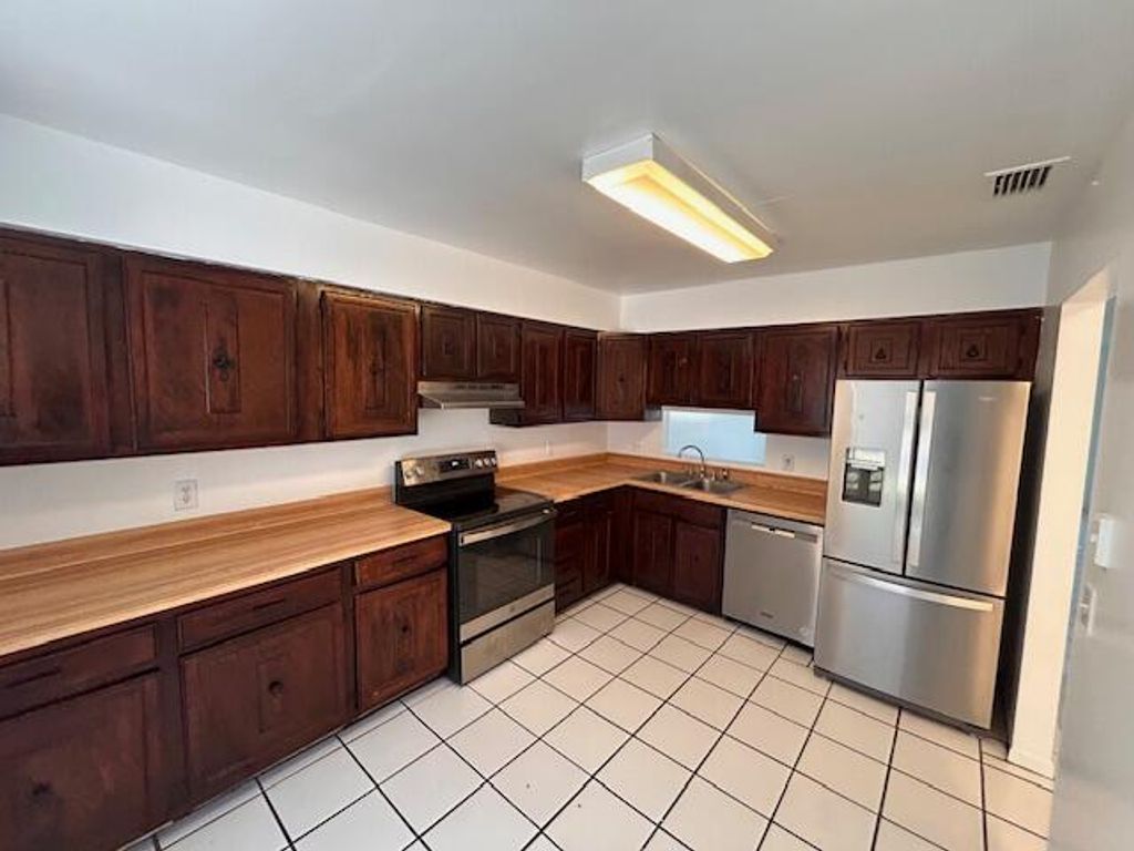 Photo of 4474 SE Village Road, Stuart, FL 34997 (MLS # R10991629)