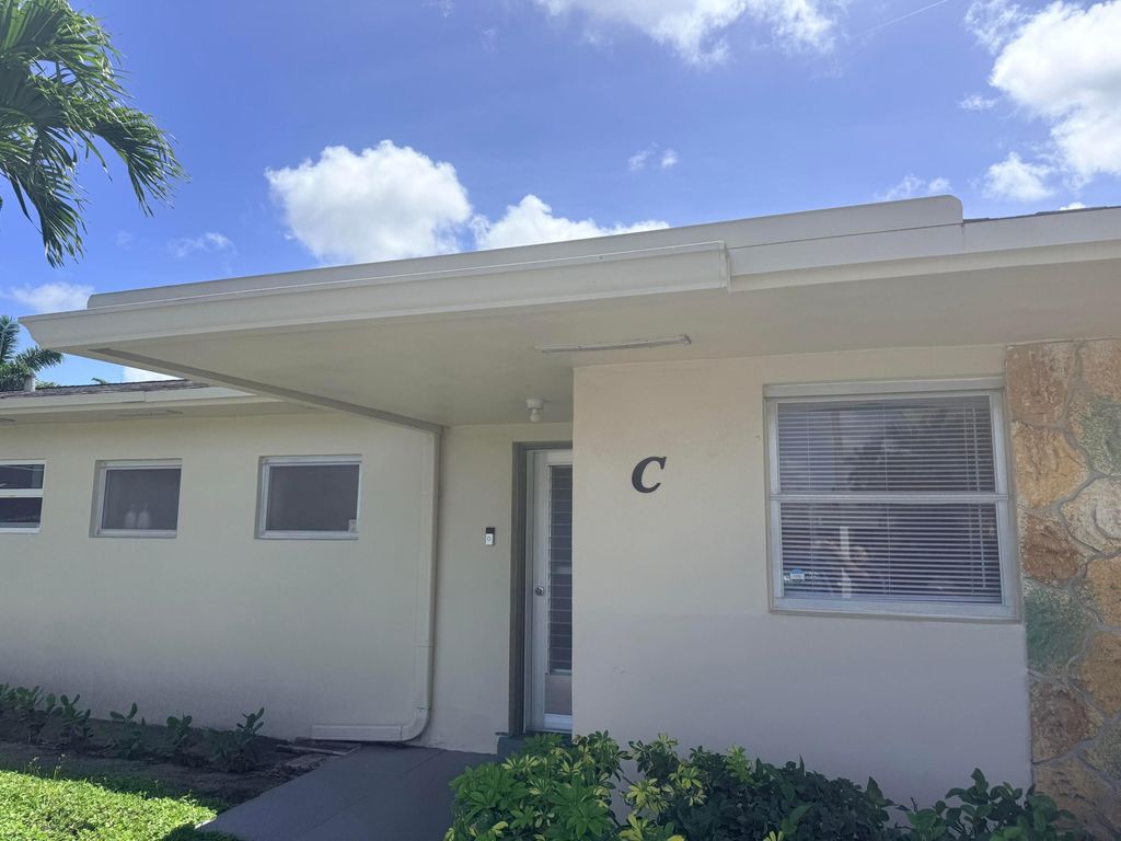 Photo of 2737 E Emory Dr Drive E #C, West Palm Beach, FL 33415 (MLS # B26015884)