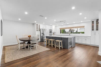 1250 NE 27th Terrace