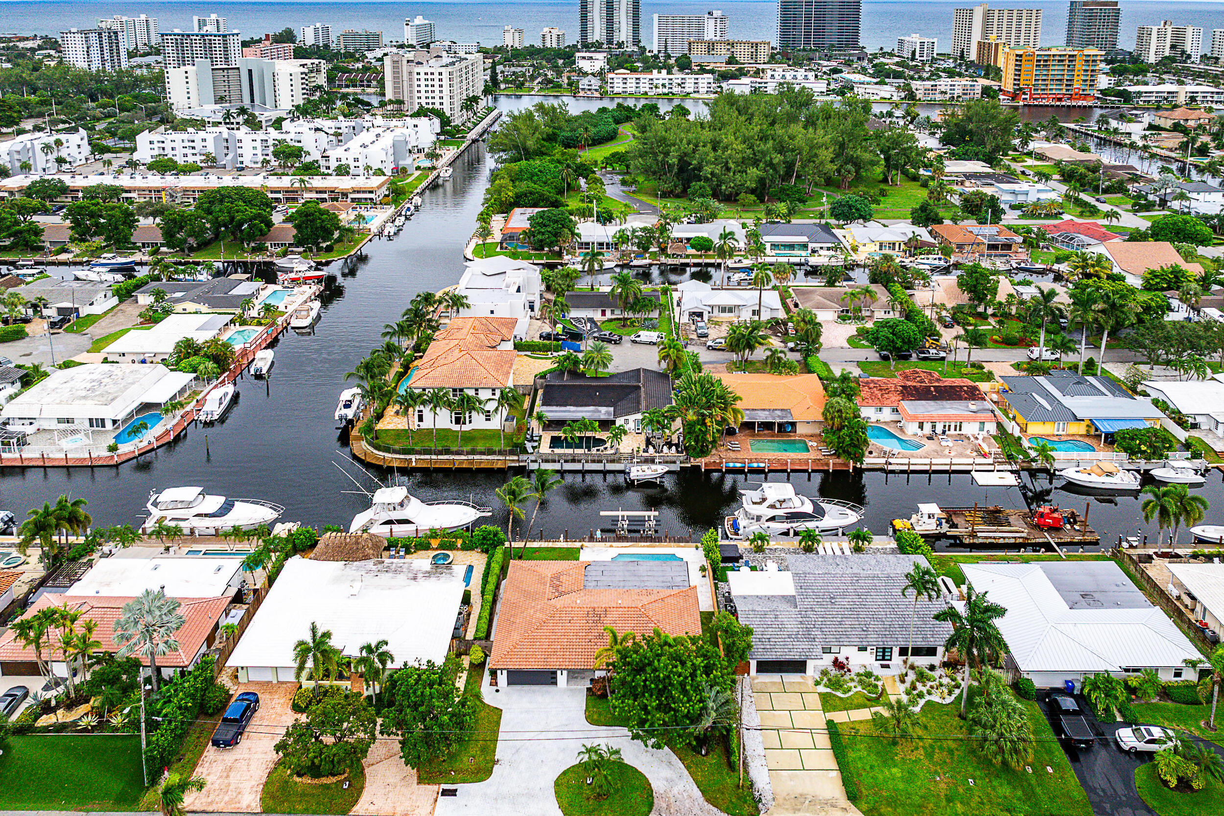 Country Club Isles - Residential