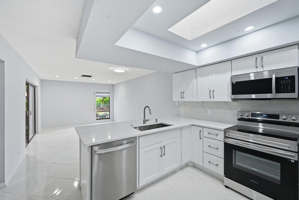 Photo of 5935 Glenbrook Drive, Boca Raton, FL 33433 (MLS # B26002194)