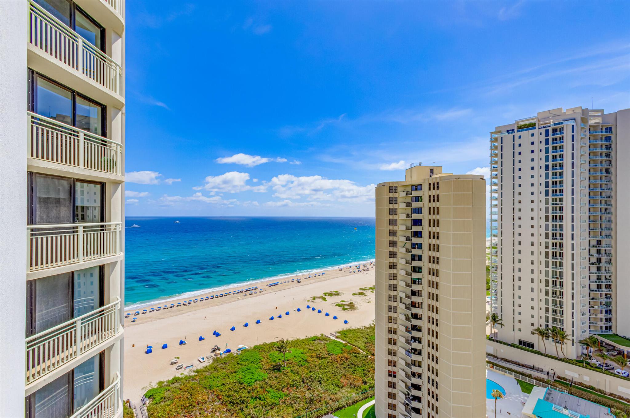 Welcome to your Singer Island oasis! 1 Bd 1.5 Ba offering the perfect blend of elegance and relaxation. Stunning ocean and intracoastal views, enhanced by a light, bright southern exposure. Tiled throughout, the space provides a clean, seamless look. Freshly painted, 3 new fans & garbage disposal. Tiara is an amenity-rich resort-like lifestyle, complete with valet, 24/7 concierge & secure entry. Residents have access to a heated pool, jacuzzi, tennis & pickleball courts, fitness centers with steam rooms & saunas, a billiard room, library & card room. On-site dining at the 43rd-floor Marquis Lounge offering a 360-degree vista or at the poolside Gazebo. Premier shopping, dining & entertainment are just 15 mins away. 25 mins to PBI airport.