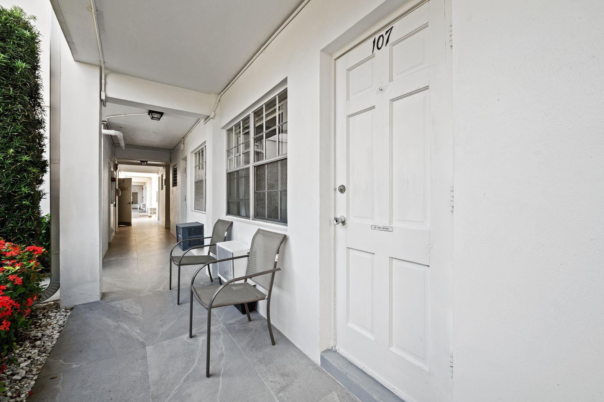 701 S Riverside Drive 107