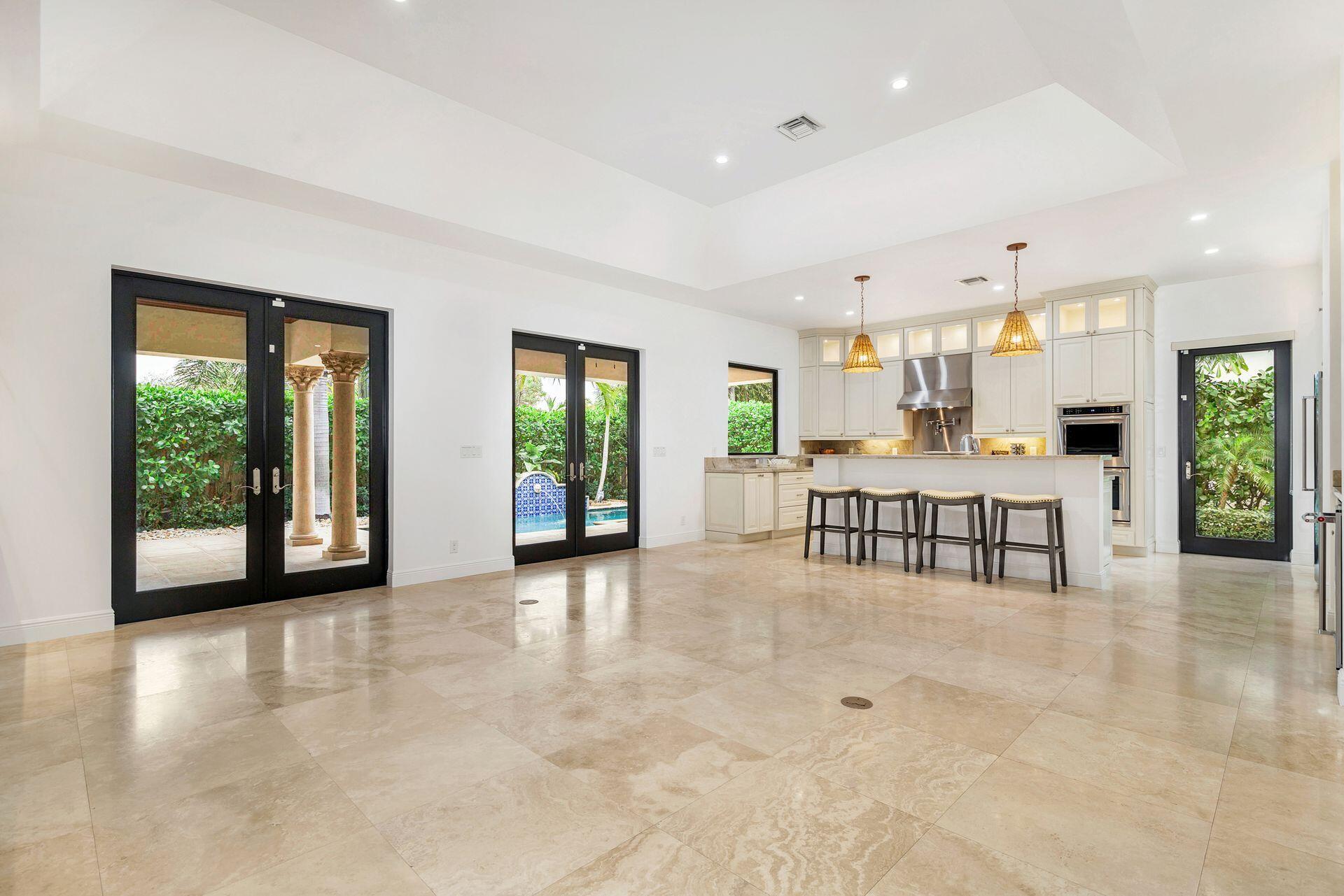 MIRAMAR SHORES - Residential