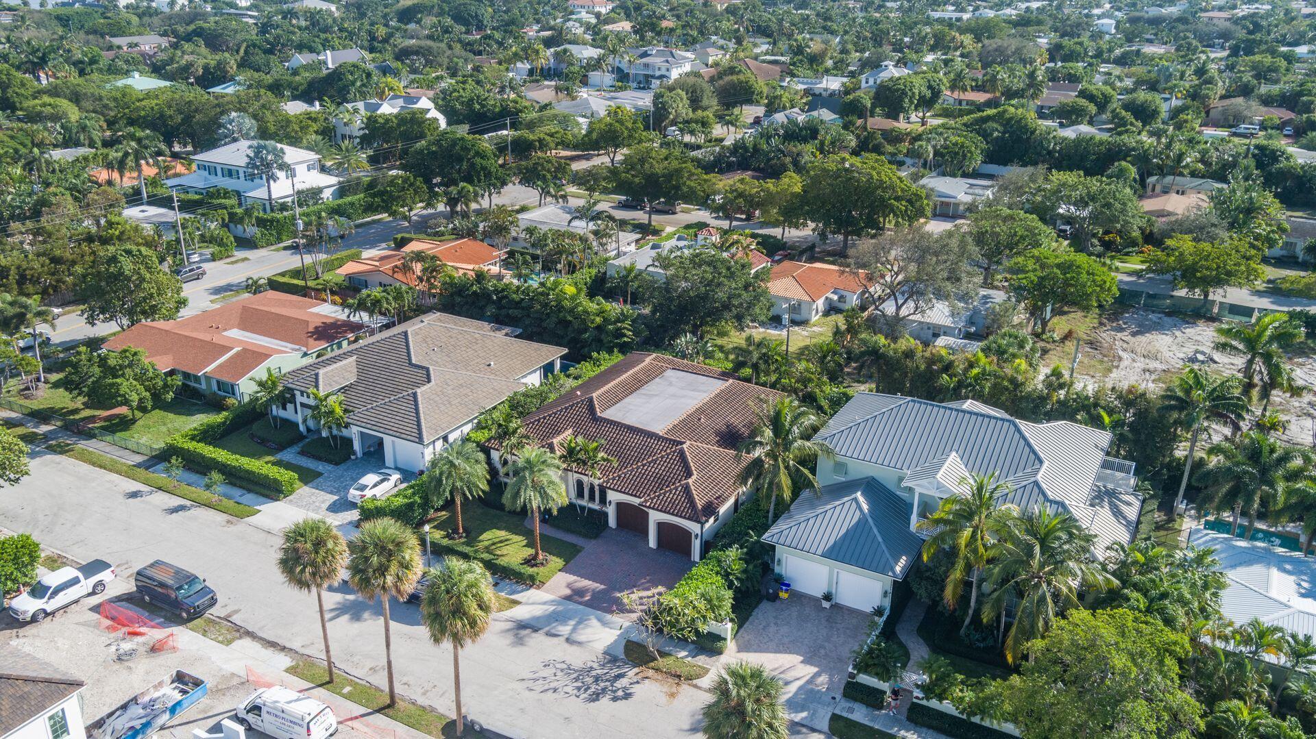 MIRAMAR SHORES - Residential