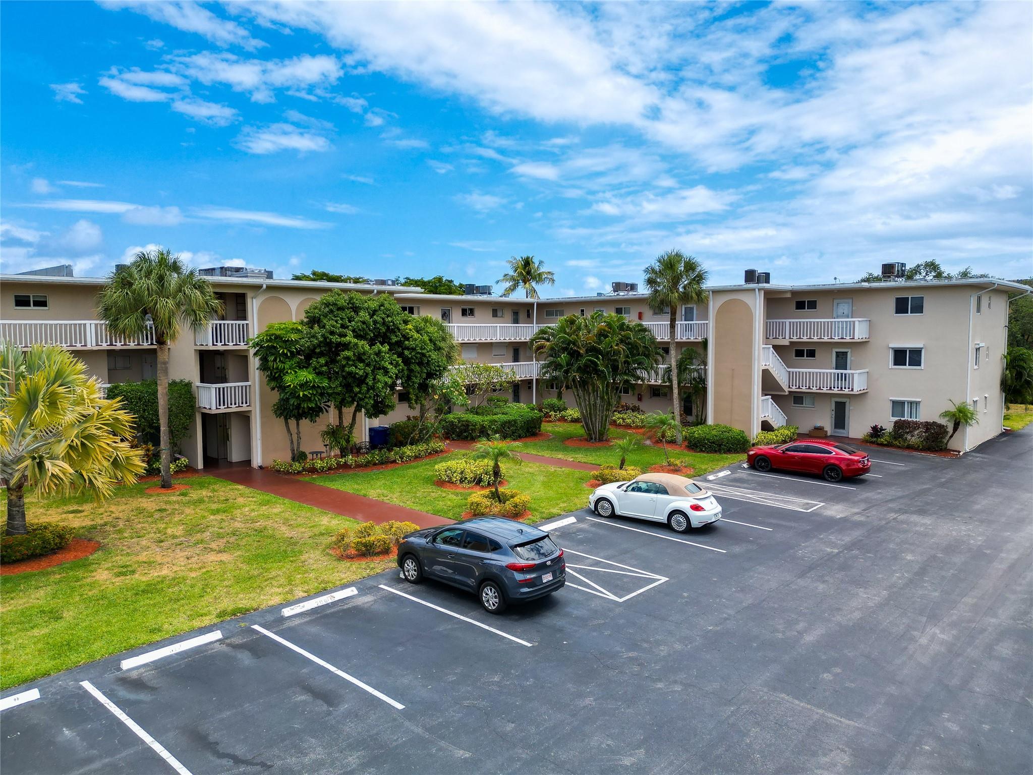 Lake Clarke Gardens Condo - Residential Lease