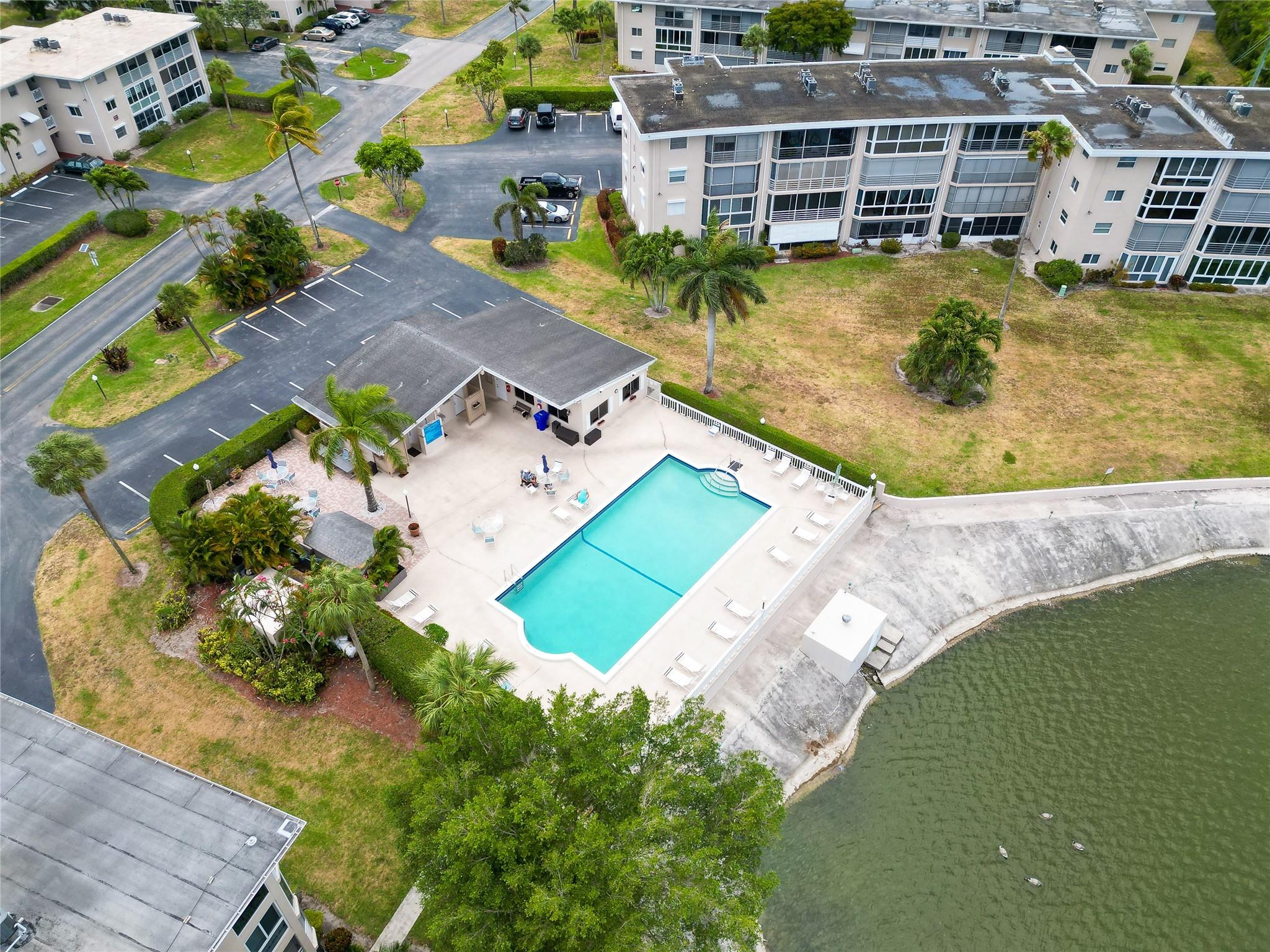 Lake Clarke Gardens Condo - Residential Lease