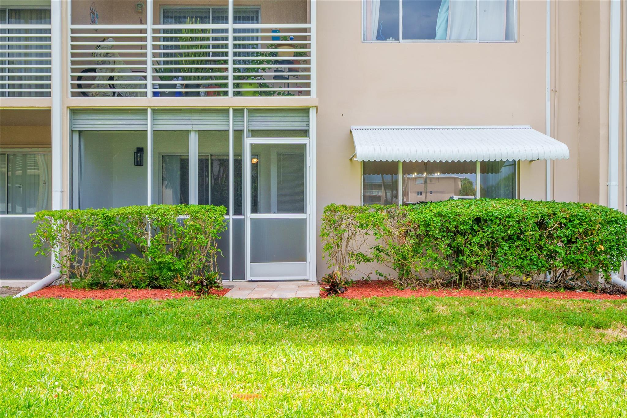 Lake Clarke Gardens Condo - Residential Lease