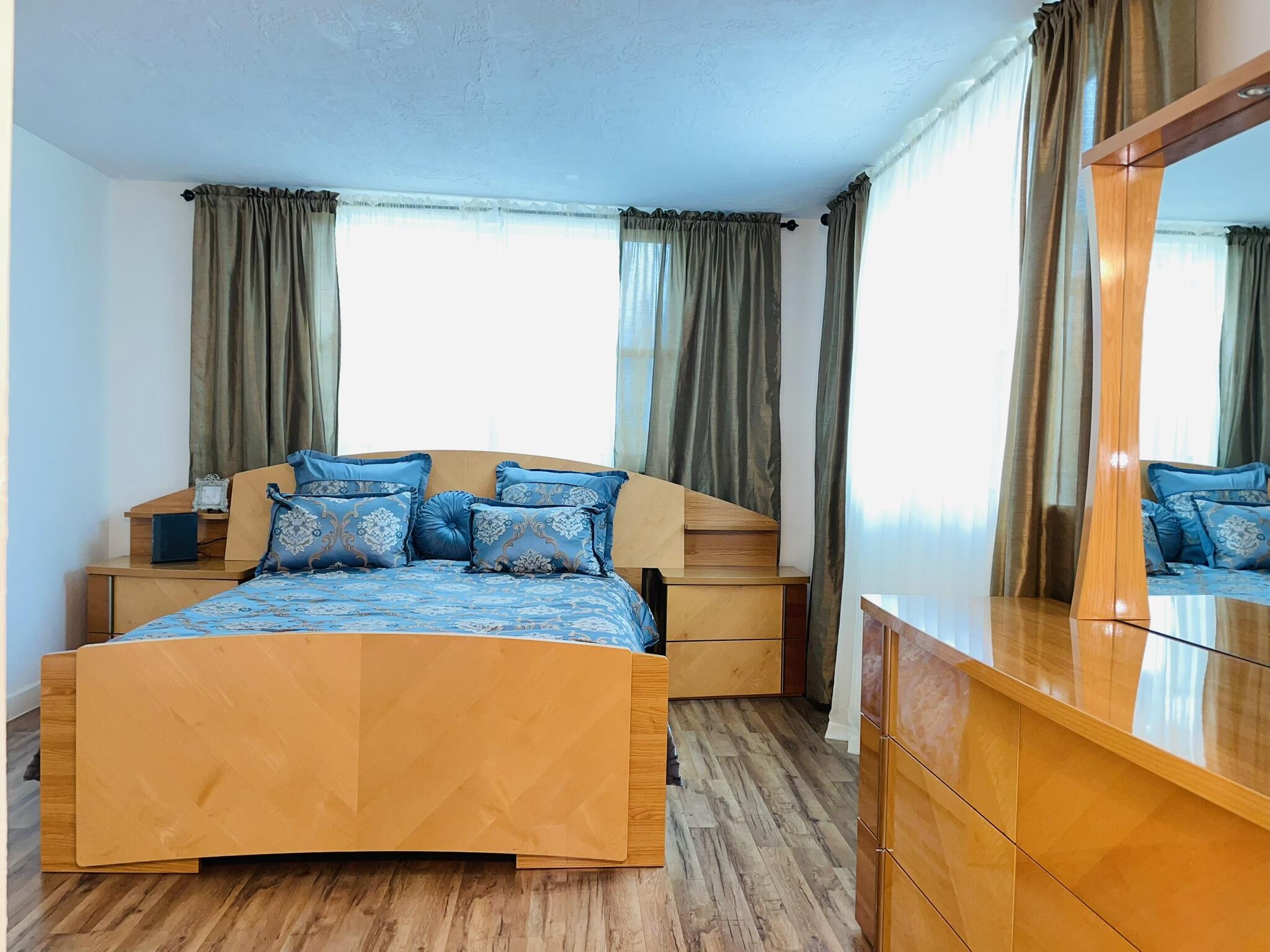 OMEGA CONDO NO 2 - Residential