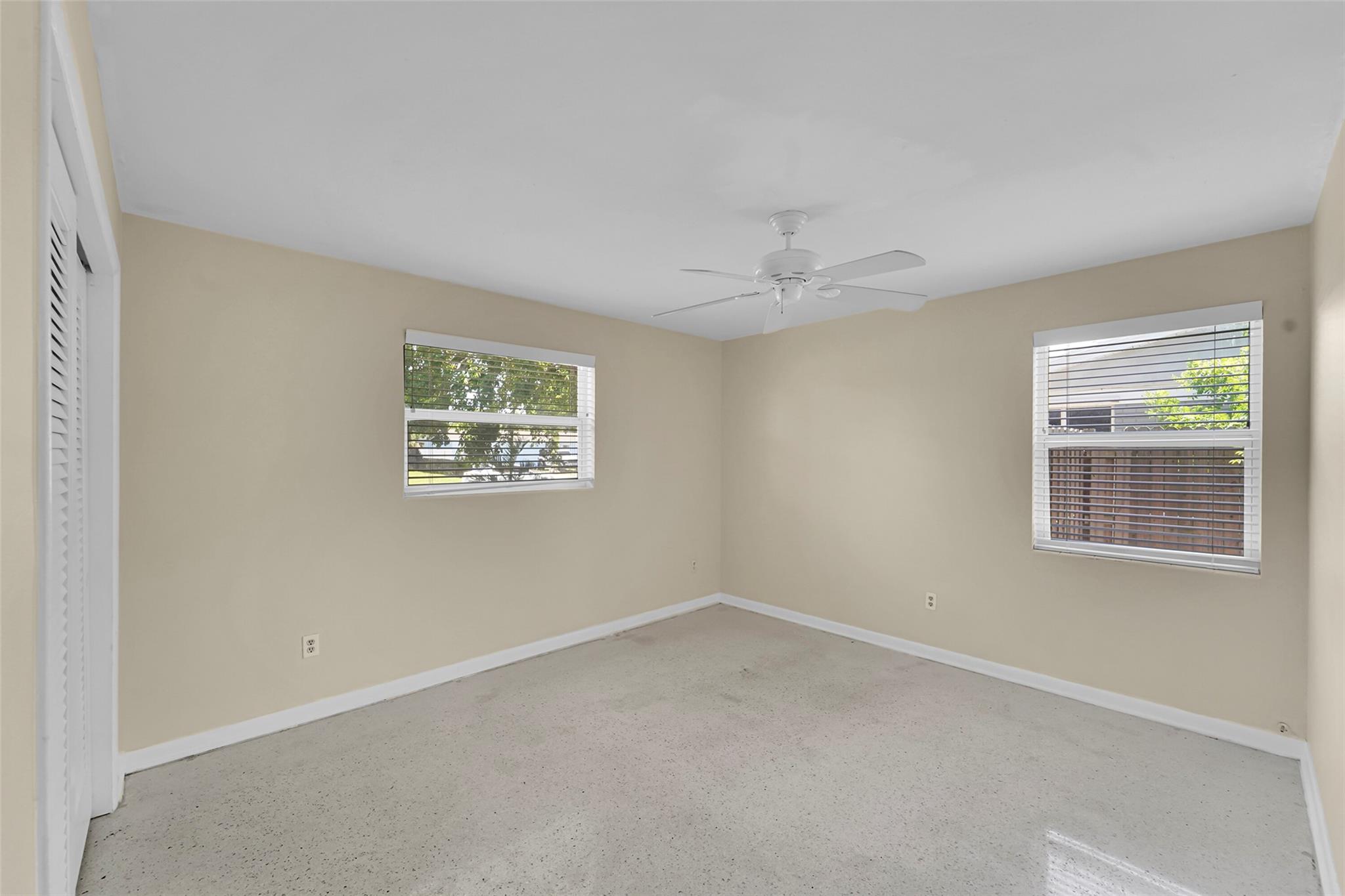 Lake Worth, Florida 33461, United States, 3 Bedrooms Bedrooms, ,2 BathroomsBathrooms,Residential,Pending,209694