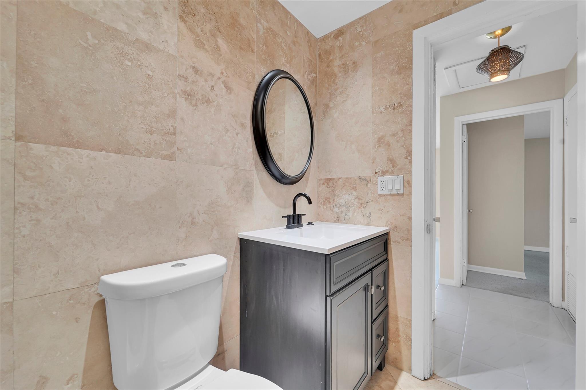 Lake Worth, Florida 33461, United States, 3 Bedrooms Bedrooms, ,2 BathroomsBathrooms,Residential,Pending,209694