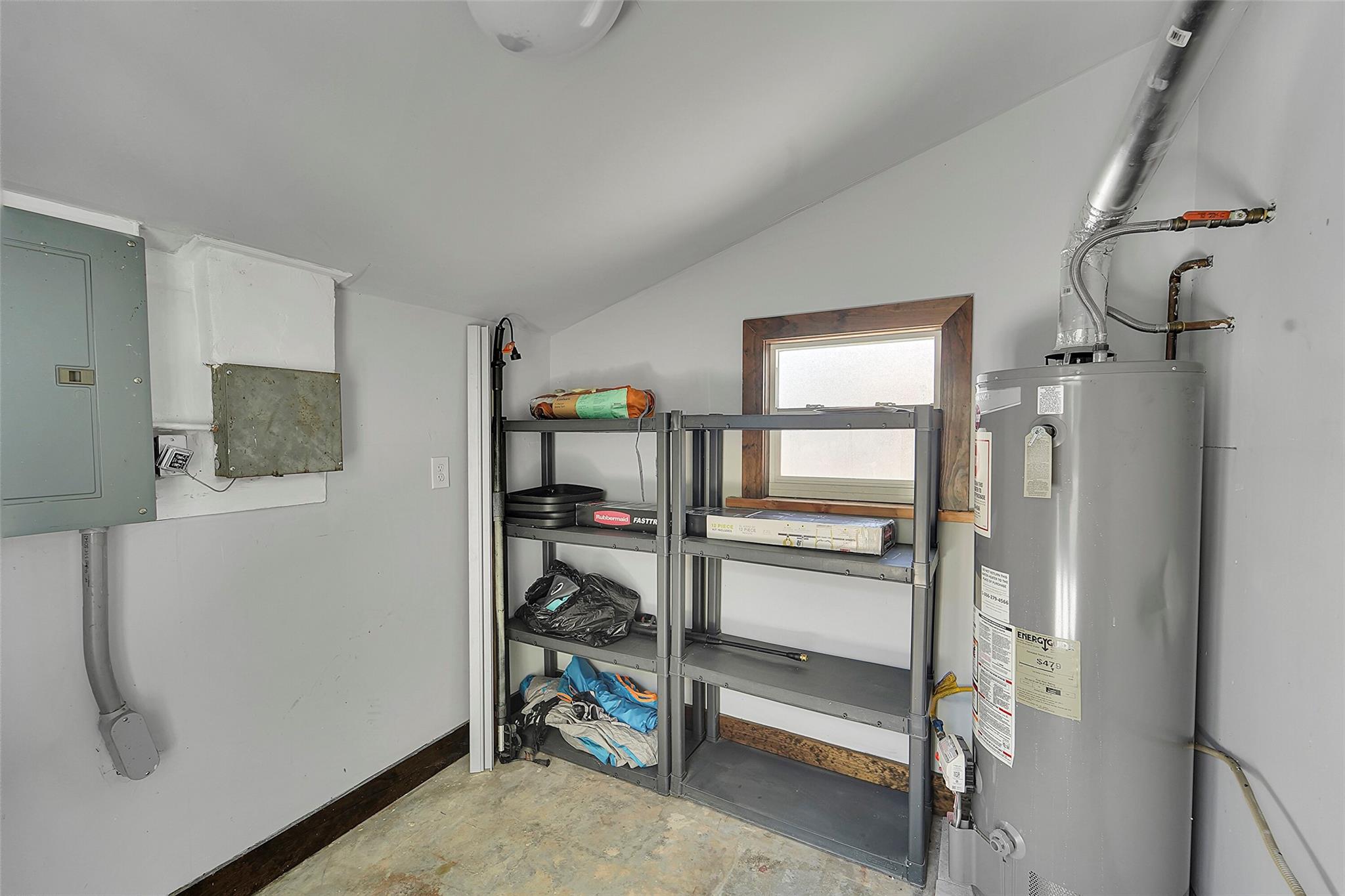 Lake Worth, Florida 33461, United States, 3 Bedrooms Bedrooms, ,2 BathroomsBathrooms,Residential,Pending,209694