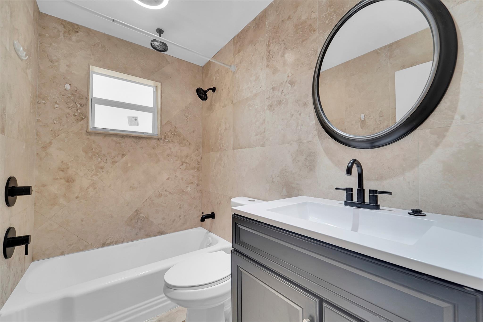 Lake Worth, Florida 33461, United States, 3 Bedrooms Bedrooms, ,2 BathroomsBathrooms,Residential,Pending,209694