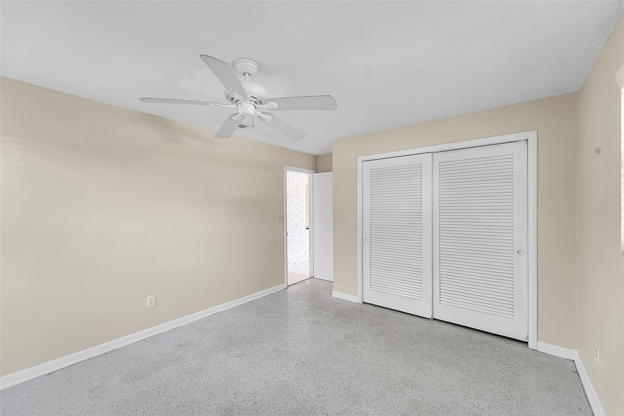 Lake Worth, Florida 33461, United States, 3 Bedrooms Bedrooms, ,2 BathroomsBathrooms,Residential,Pending,209694