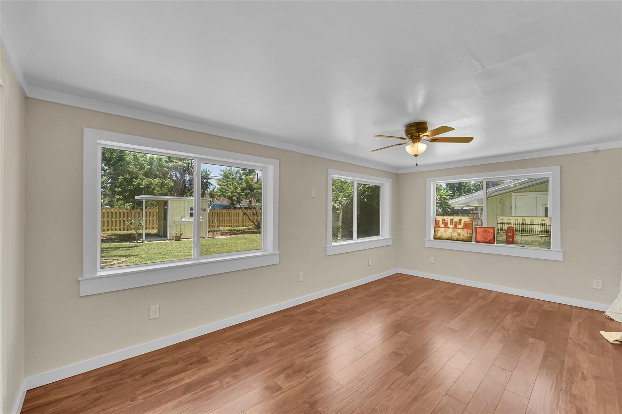 Lake Worth, Florida 33461, United States, 3 Bedrooms Bedrooms, ,2 BathroomsBathrooms,Residential,Pending,209694