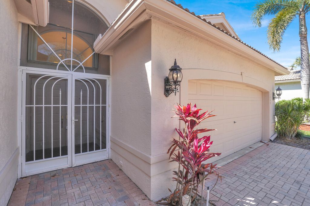 Photo of 11089 Manele Court, Boynton Beach, FL 33437 (MLS # R11168777)