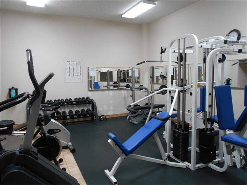 Lauderdale Oaks - Residential