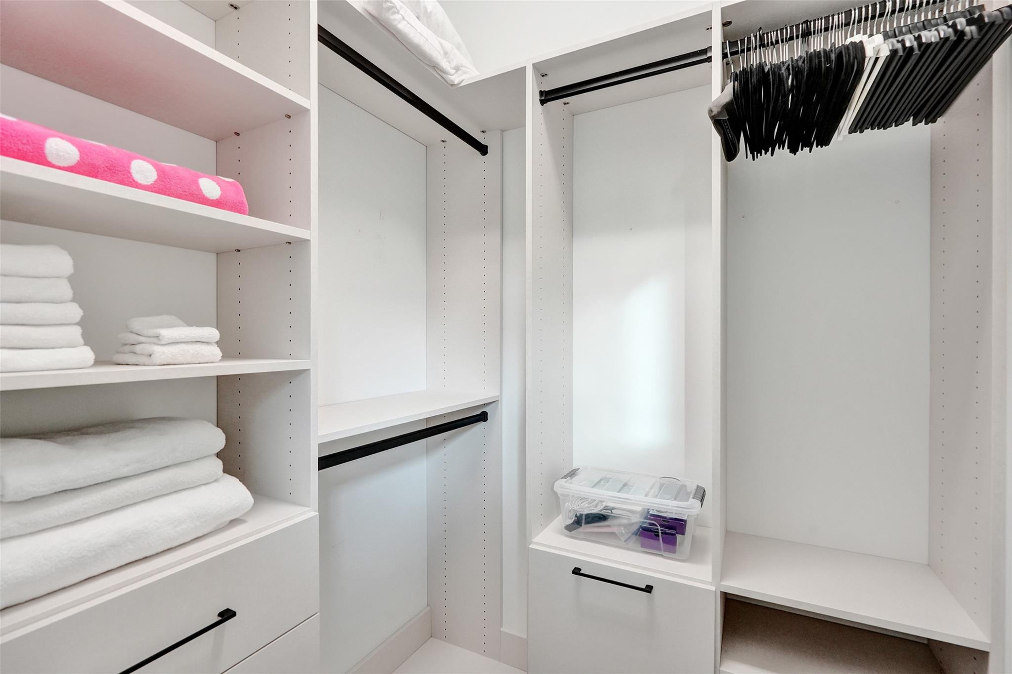 Hillcrest Country Club South - Residential