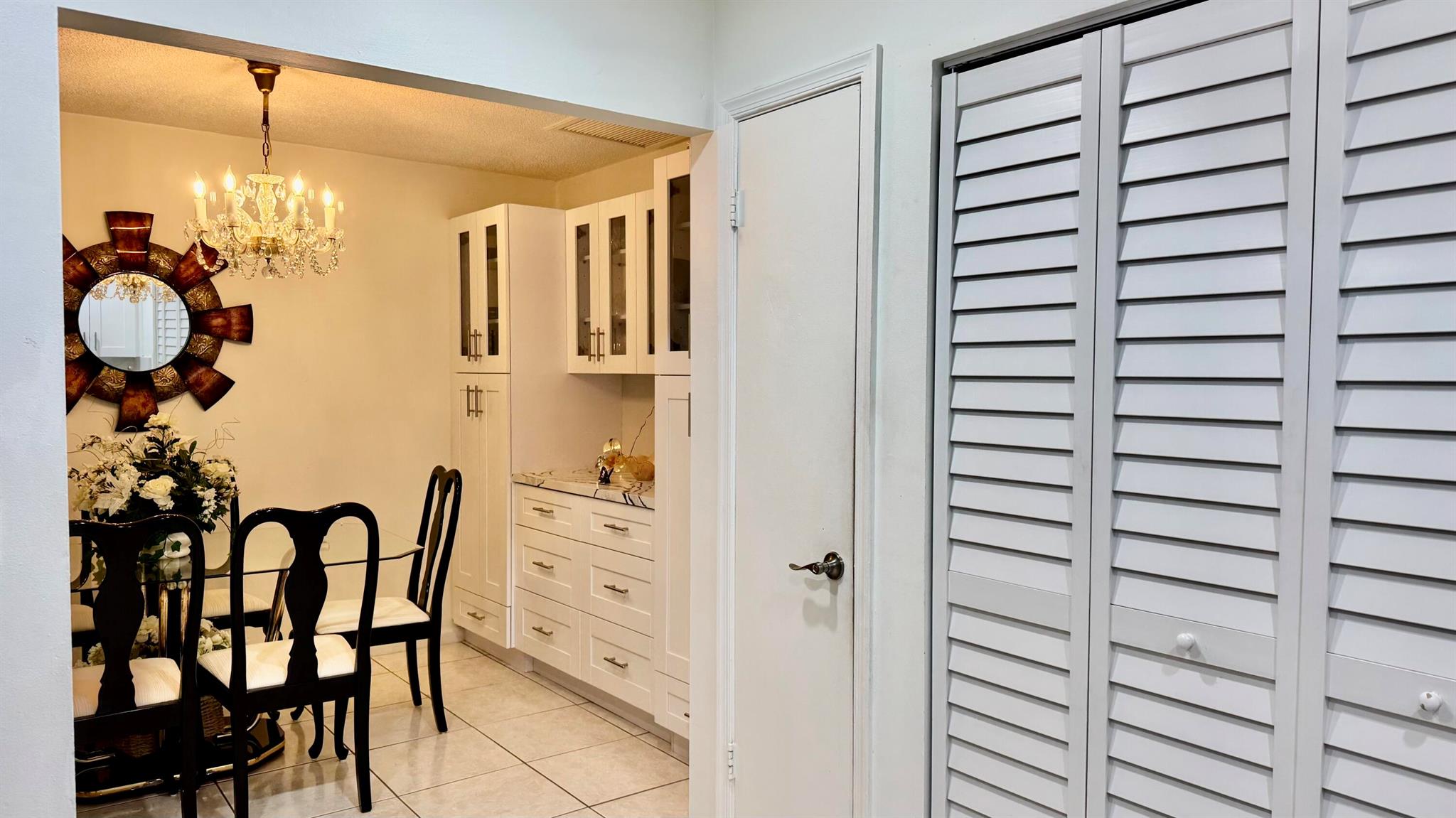 1053 Manor Drive 14-A