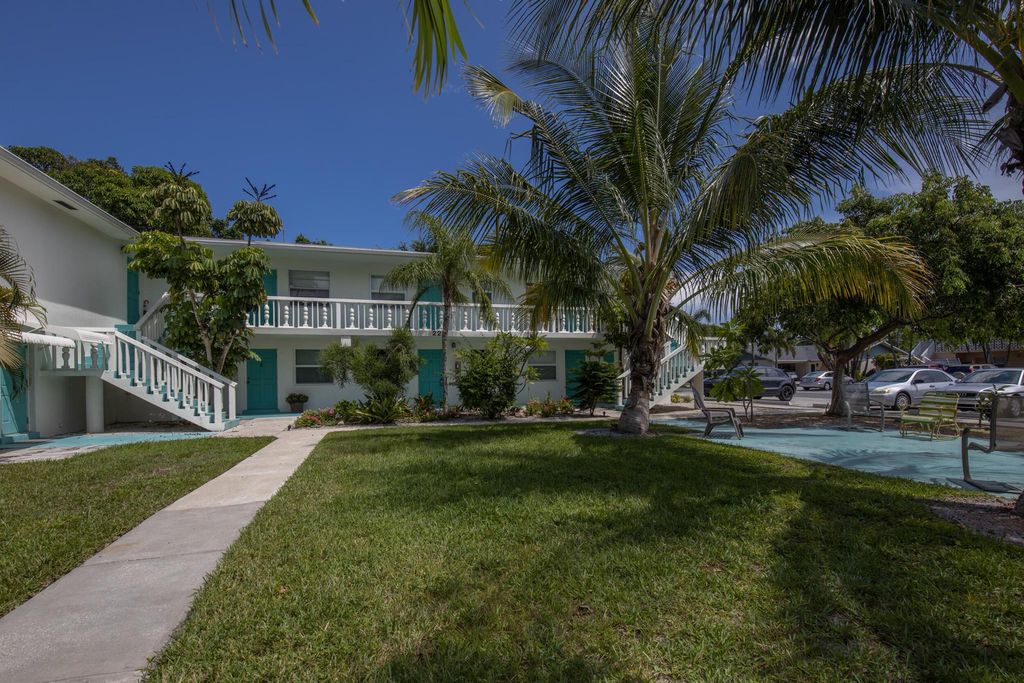 Photo of 221 SE 3rd Avenue #2, Boynton Beach, FL 33435 (MLS # R11078809)