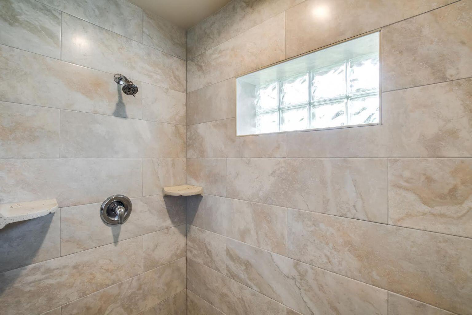 GREENVIEW SHORES 2 OF WELLINGTON - Residential Lease