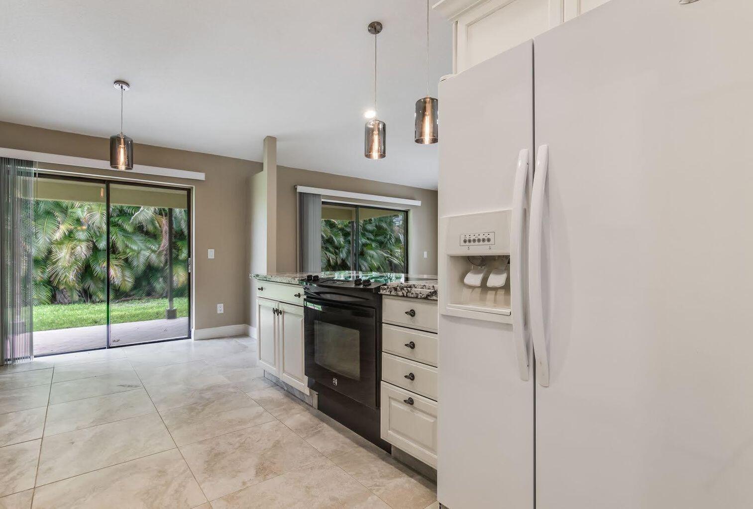 GREENVIEW SHORES 2 OF WELLINGTON - Residential Lease