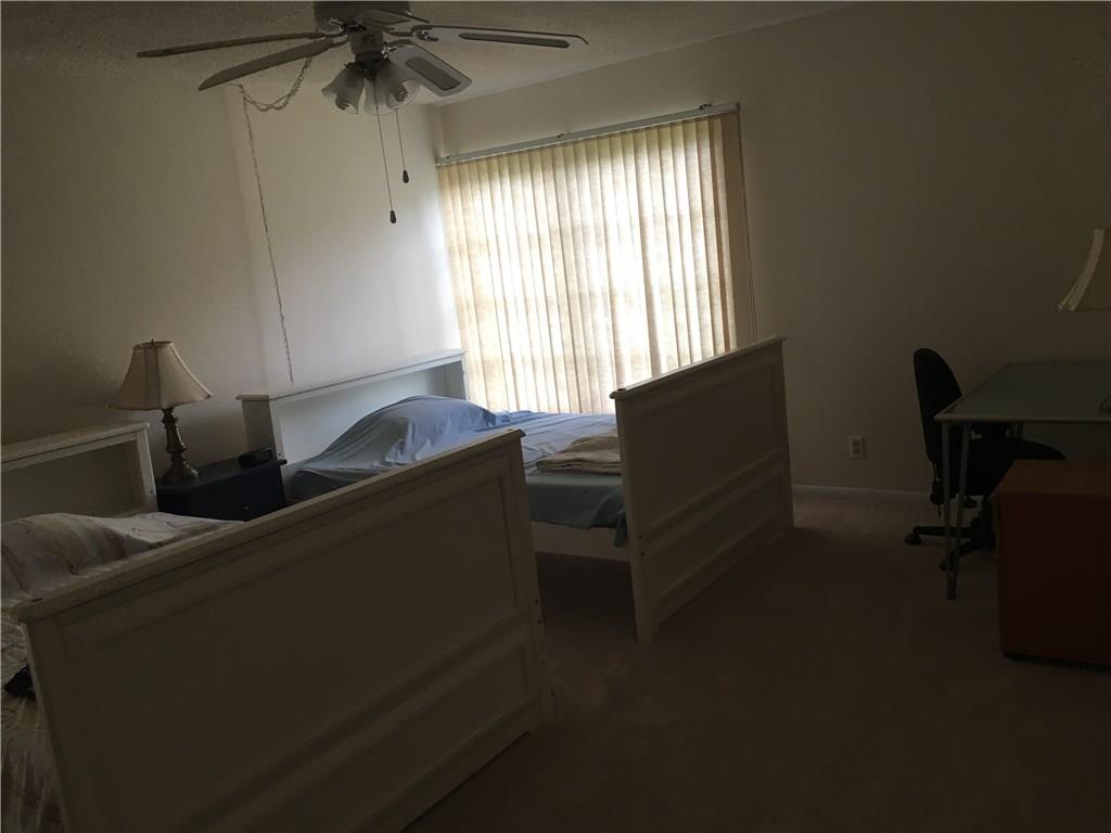 Las Vistas - Residential