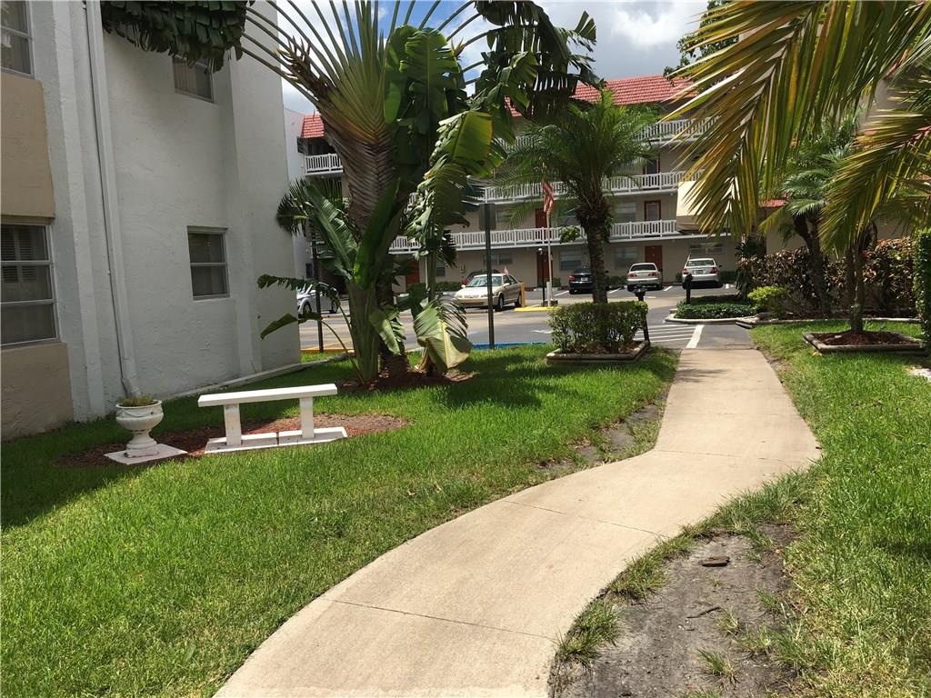 Las Vistas - Residential