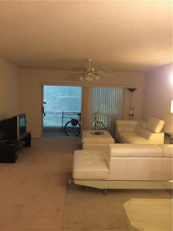 Las Vistas - Residential