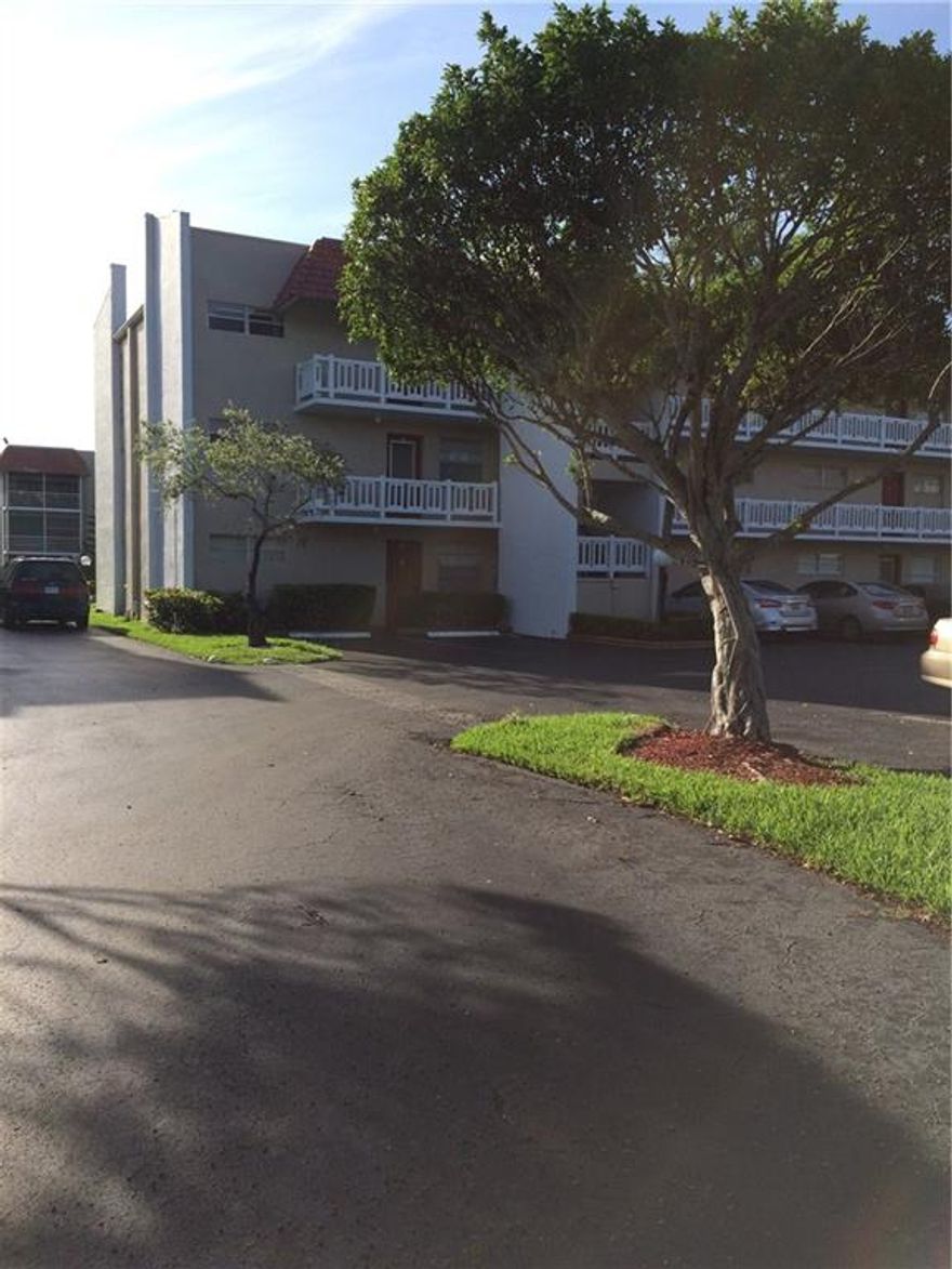 This is a first floor corner unit in a 55+ gated community. This unit has a new Ac and Water Heater Ac installed in 2017. Next door Inverrary has 2 golf Trent Jones courses. This has many amenities such as 6 pools. shuffle boards, billiards, a library, and lots more. Next to markets, malls, turnpike, minutes from the beach. All furniture and appliances included except some personal stuff.Water and basic cable is included association which requires 20% downNear places of warship walking distance.