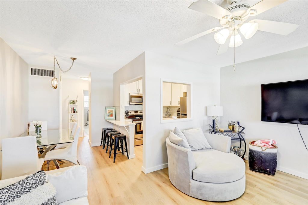 Photo of 2453 NE 51 Street #D306, Fort Lauderdale, FL 33308 (MLS # F10474472)