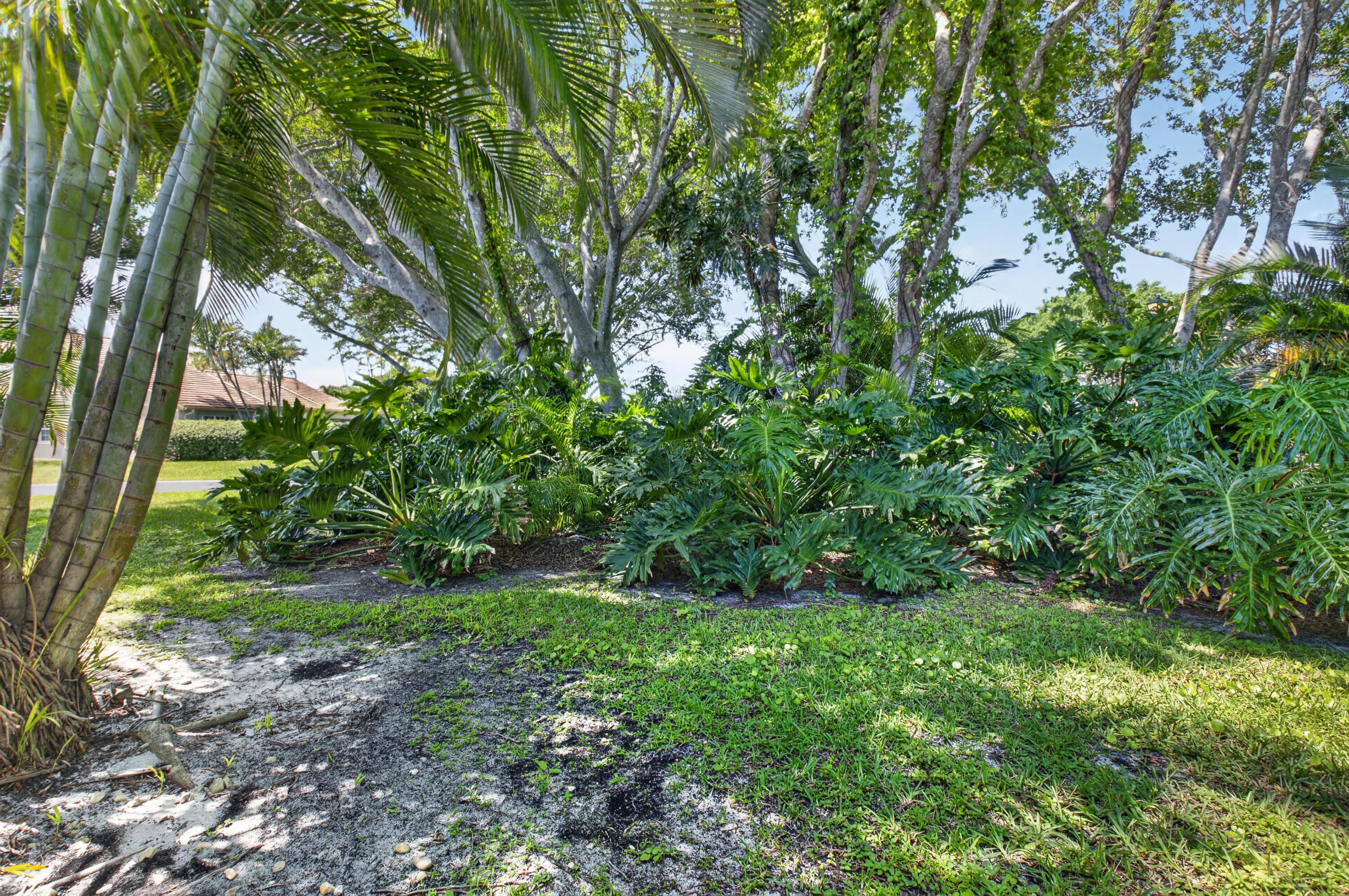 EMERALD POINTE 1 - Residential