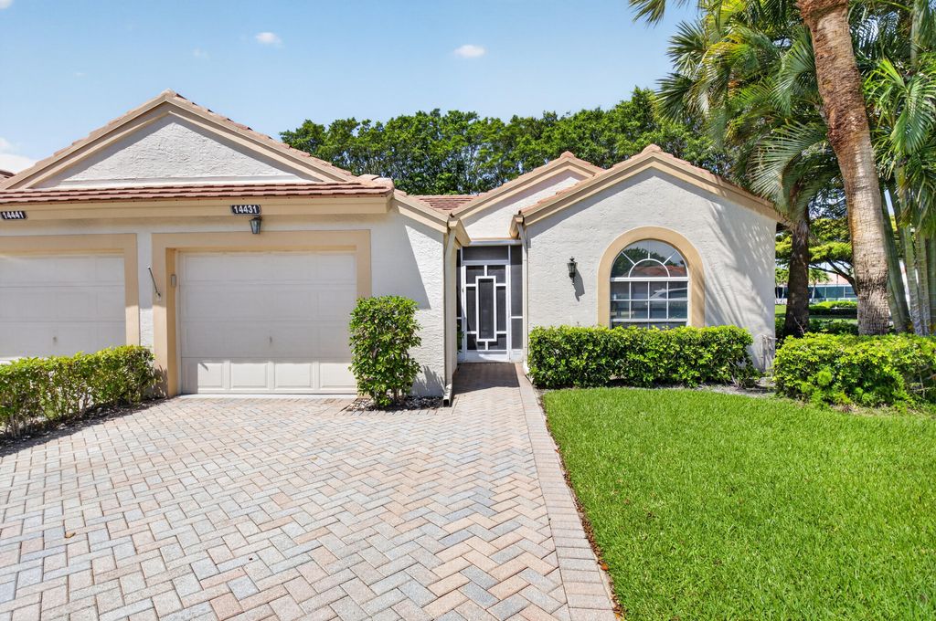 Photo of 14431 Solitaire Drive, Delray Beach, FL 33446 (MLS # B26015597)