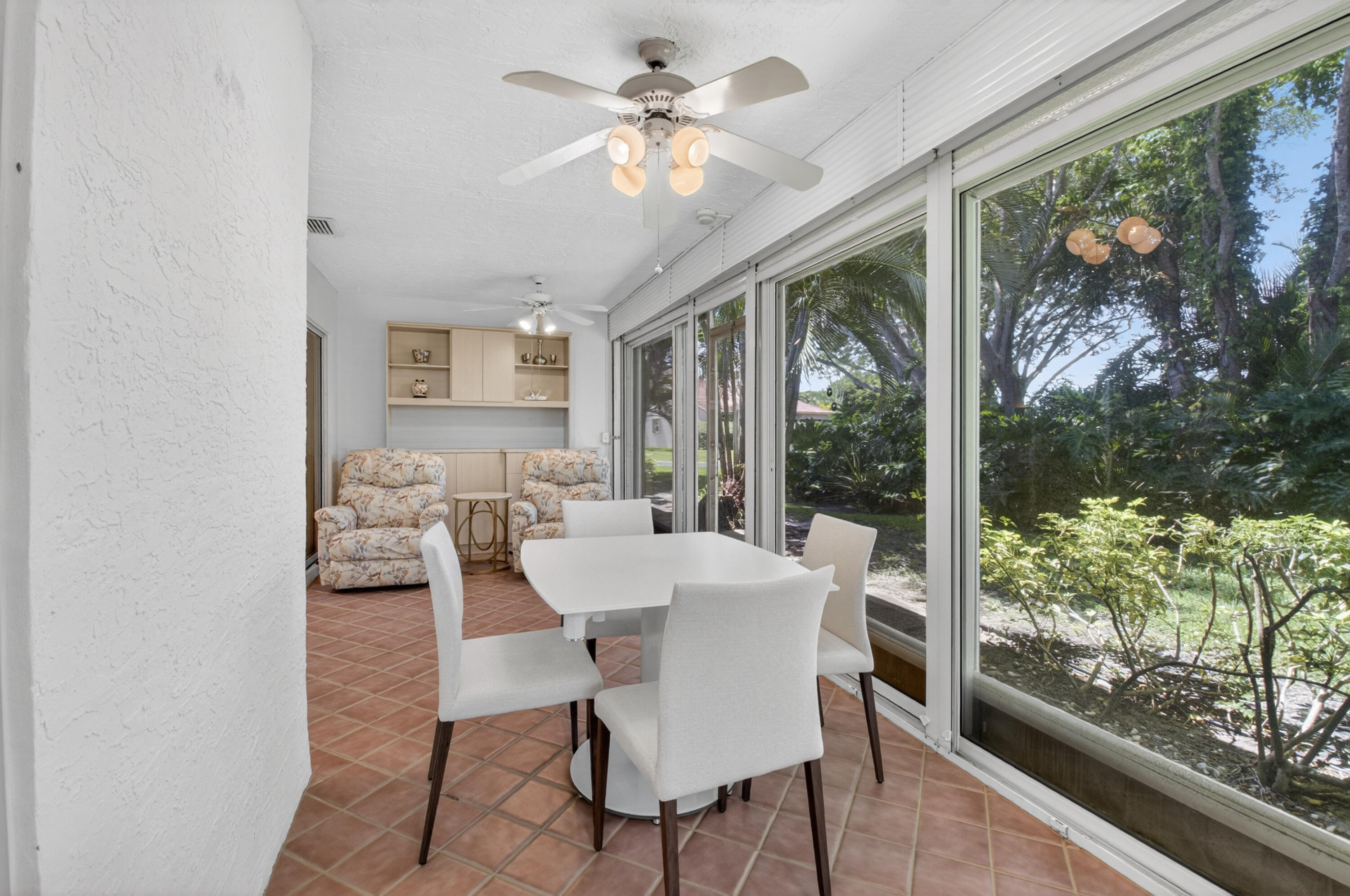 EMERALD POINTE 1 - Residential