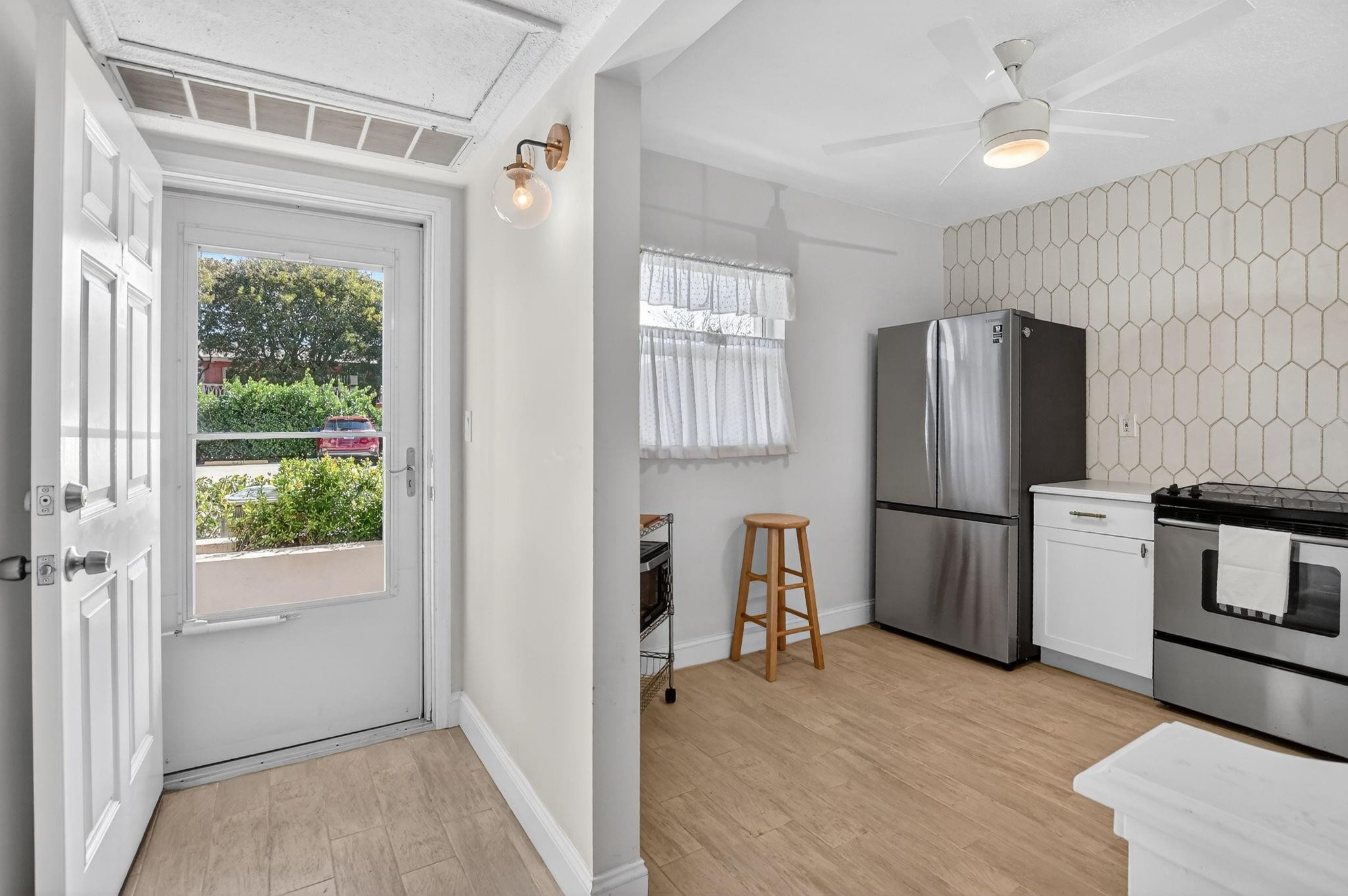 250 NE 20th Street 1180