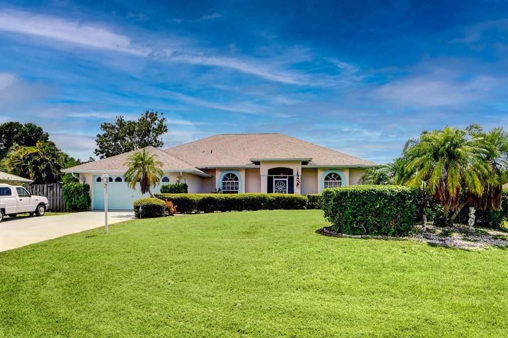 Photo of 3043 SE Galt Circle, Port Saint Lucie, FL 34984 (MLS # R10733148)