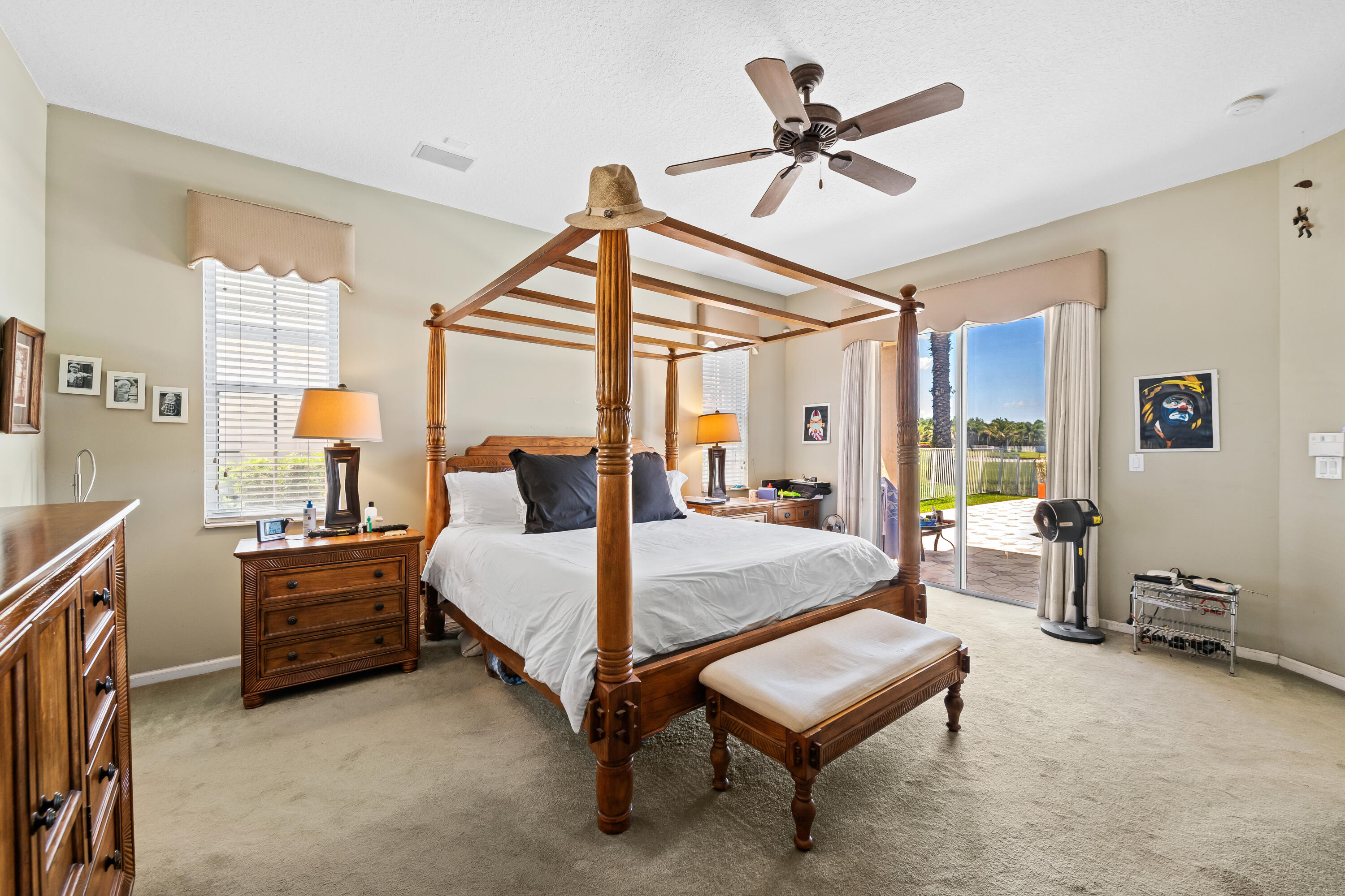 ROLLING HILLS GOLF & TENNIS CLUB - Residential