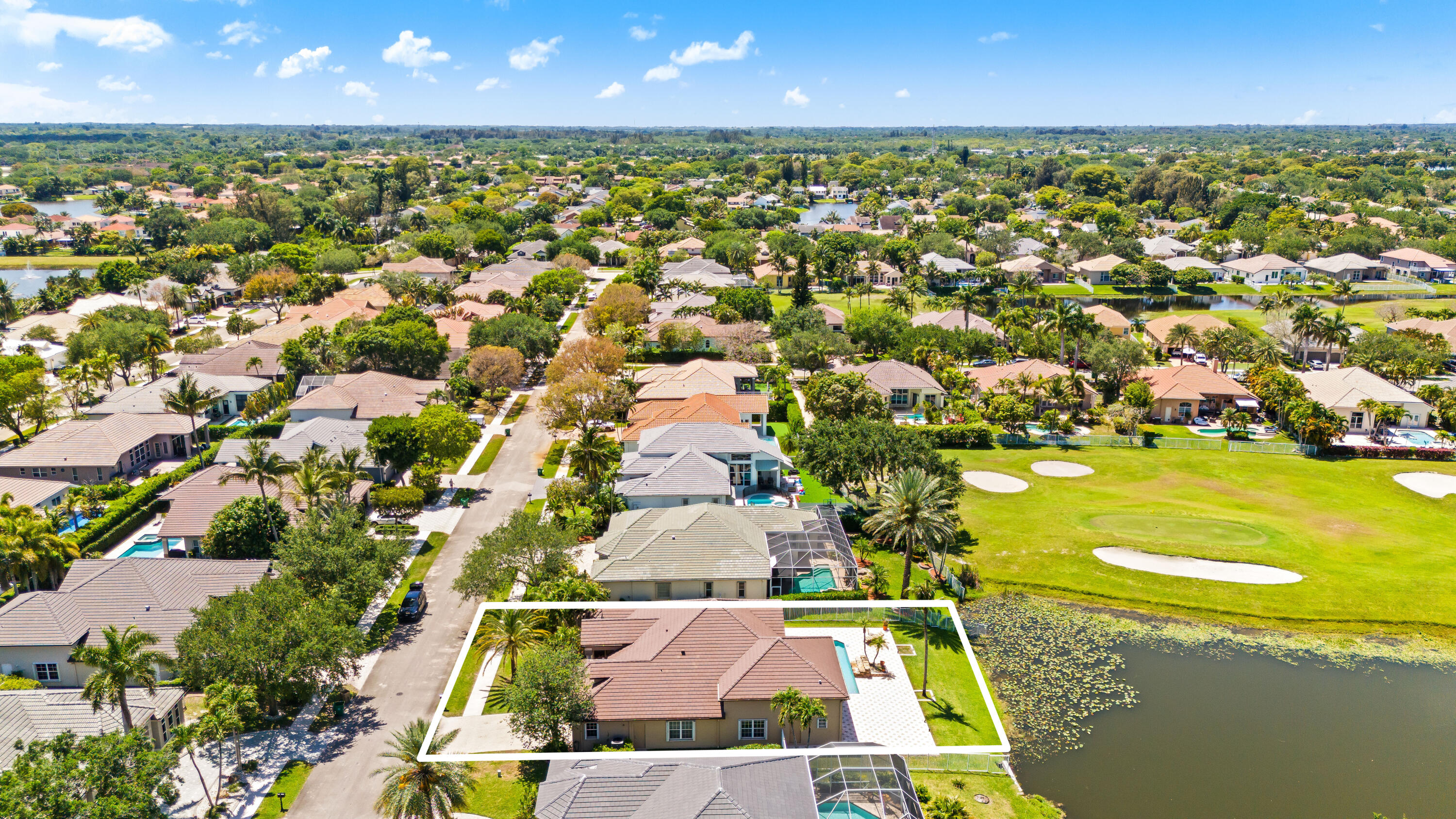 ROLLING HILLS GOLF & TENNIS CLUB - Residential
